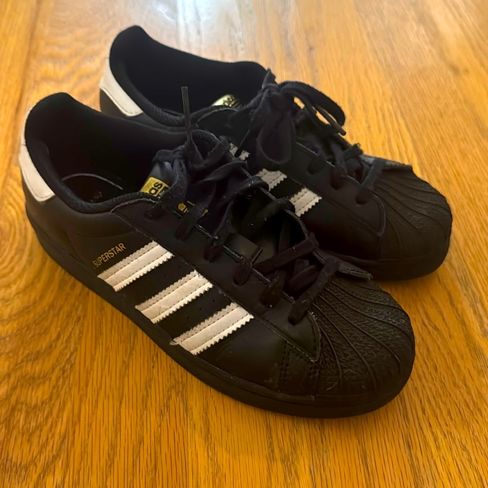 Adidas Superstar